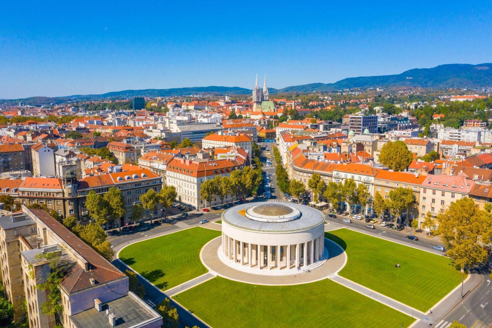 Peaceful Nest In City Center - Happy Rentals Zagreb Luaran gambar